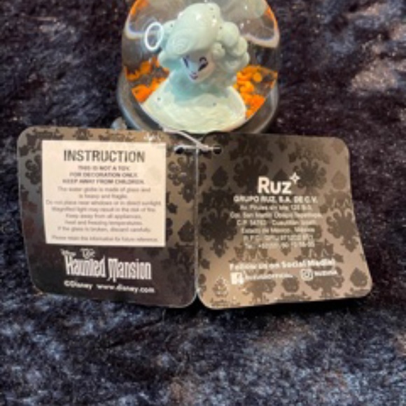 Set of 5 Haunted Mansion Mini Snowglobes - Picture 6 of 6